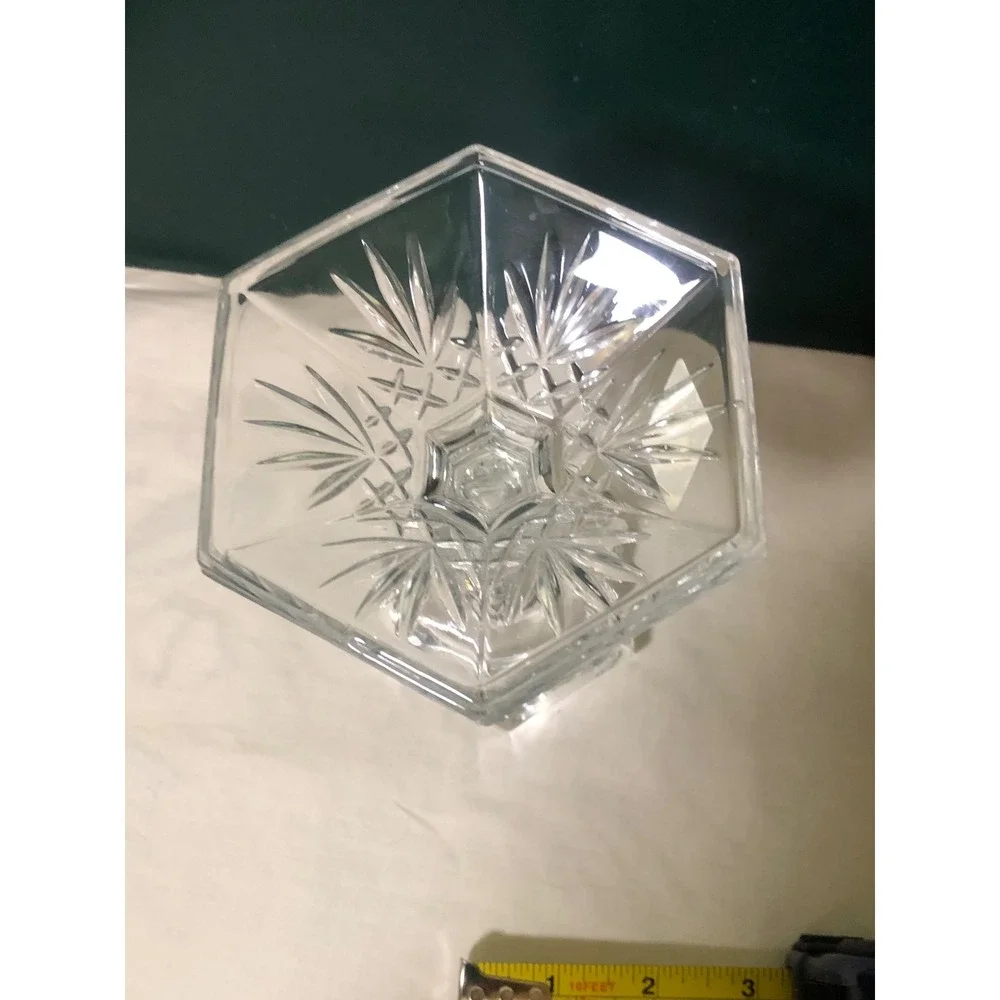 Shannon Crystal Designs of Ireland 24% Lead Crystal 7 Inch Candlestick Holder